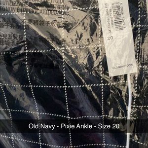 Old Navy Pants - Pixie Ankle Pants - Black & White - Size 20 - NWT In Plastic